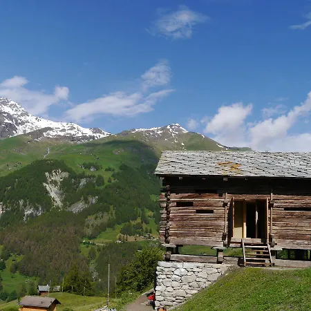 Chalet Les Mayens De La Forclaz *