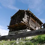 シャレー Les Mayens De La Forclaz